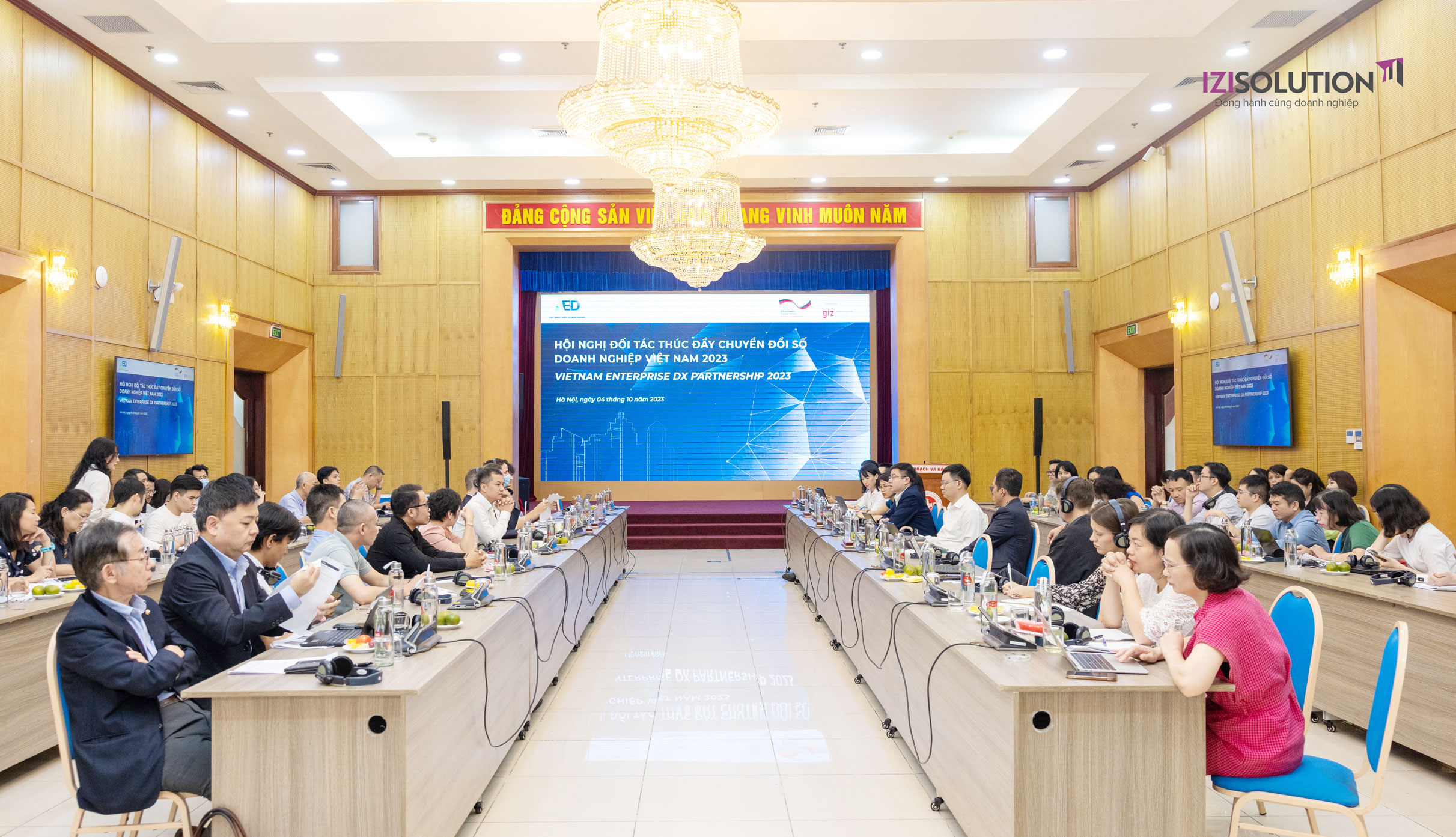 IZISolution Tham Gia Hội Nghị Đối Tác Thúc Đẩy Chuyển Đổi Số Doanh Nghiệp Việt Nam 2023 1