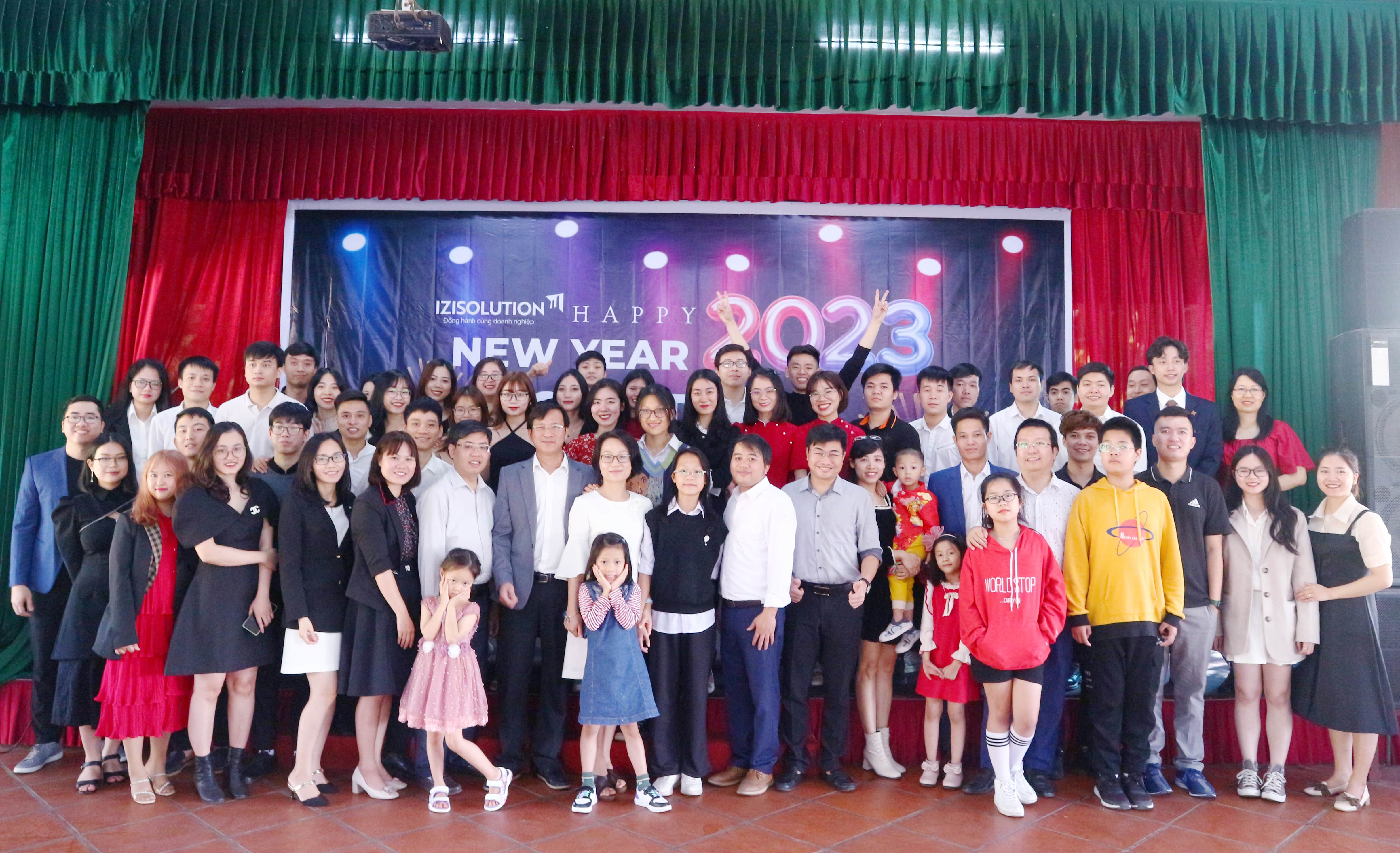 Year End Party 2022: SPEED UP - Tăng tốc thành công