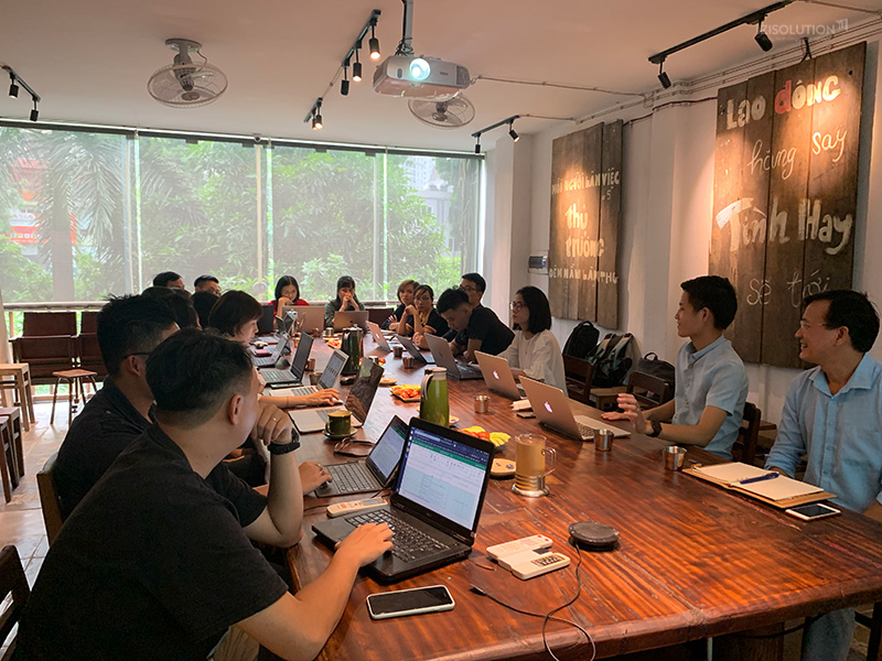 Khởi động dự án chuyển đổi số Cộng Cà Phê & IZISolution Khởi động dự án chuyển đổi số Cộng Cà Phê & IZISolution